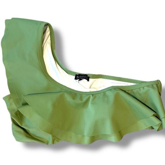 Eloquii Dramatic Ruffle One Shoulder Bikini Top - Picture 2 of 4
